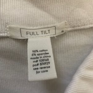 Plain cropped button down tee with collar !! Never worn (except to try on).